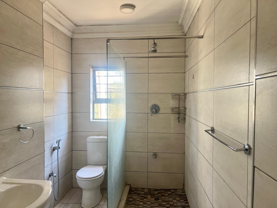 To Let 2 Bedroom Property for Rent in Tedderfield A H Gauteng