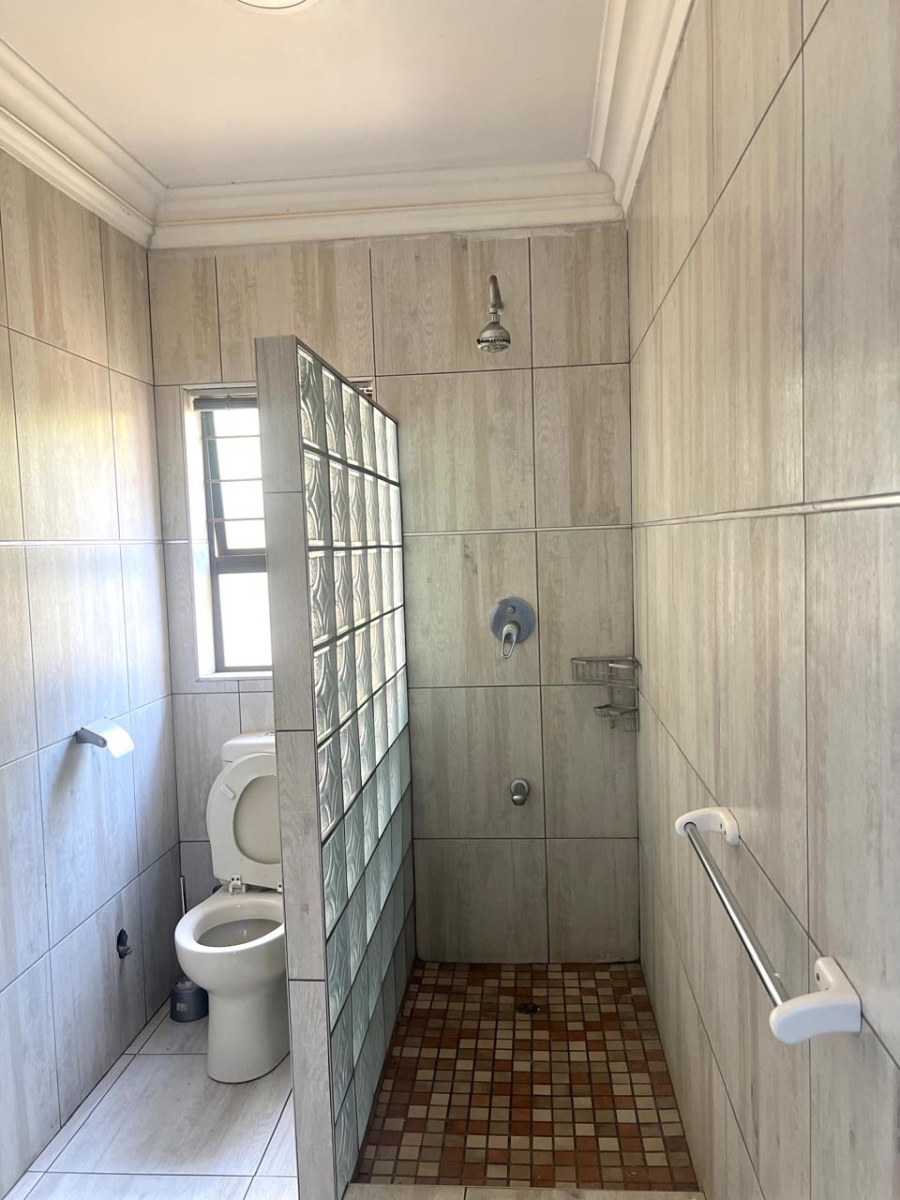 To Let 2 Bedroom Property for Rent in Tedderfield A H Gauteng