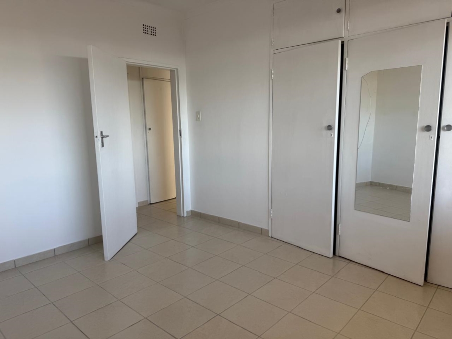 To Let 2 Bedroom Property for Rent in La Rochelle Gauteng