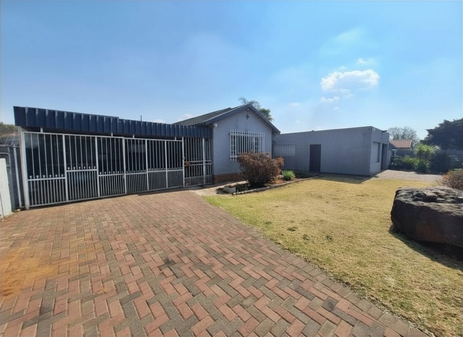3 Bedroom Property for Sale in Vanderbijlpark SE 6 Gauteng