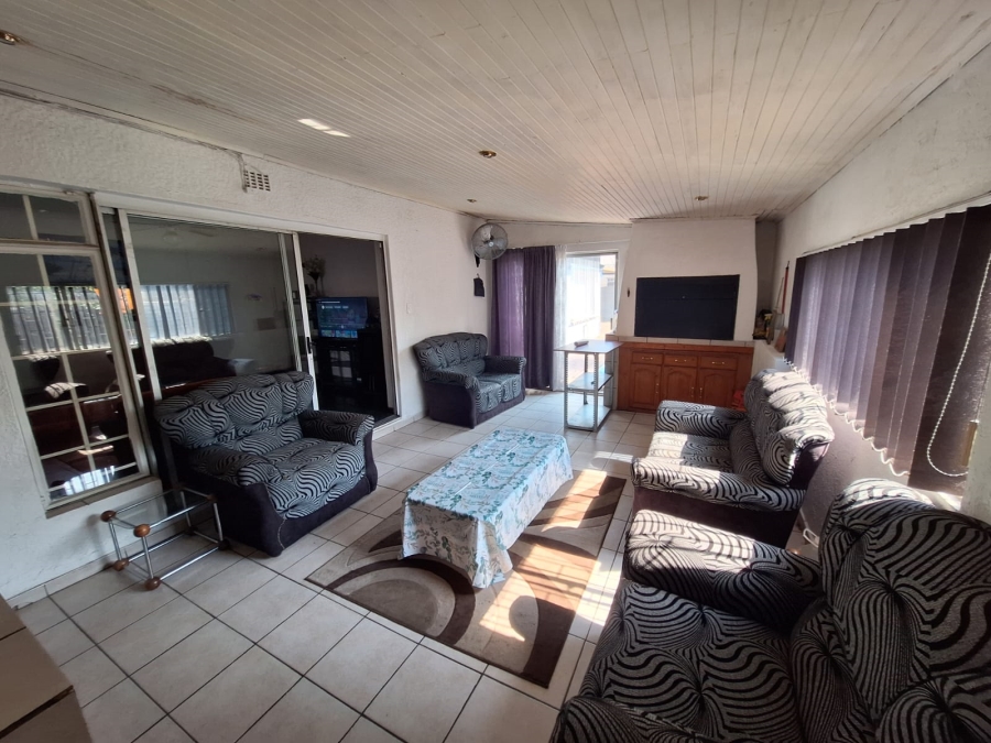 3 Bedroom Property for Sale in Vanderbijlpark SE 6 Gauteng