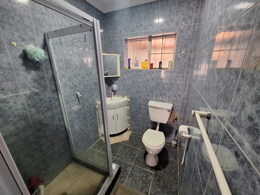 3 Bedroom Property for Sale in Vanderbijlpark SE 6 Gauteng