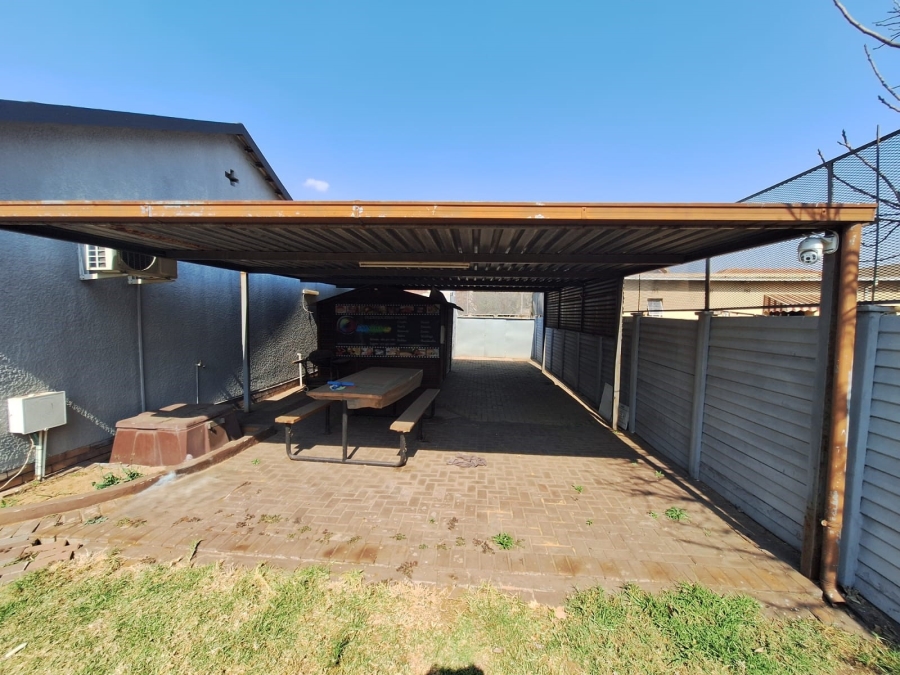 3 Bedroom Property for Sale in Vanderbijlpark SE 6 Gauteng