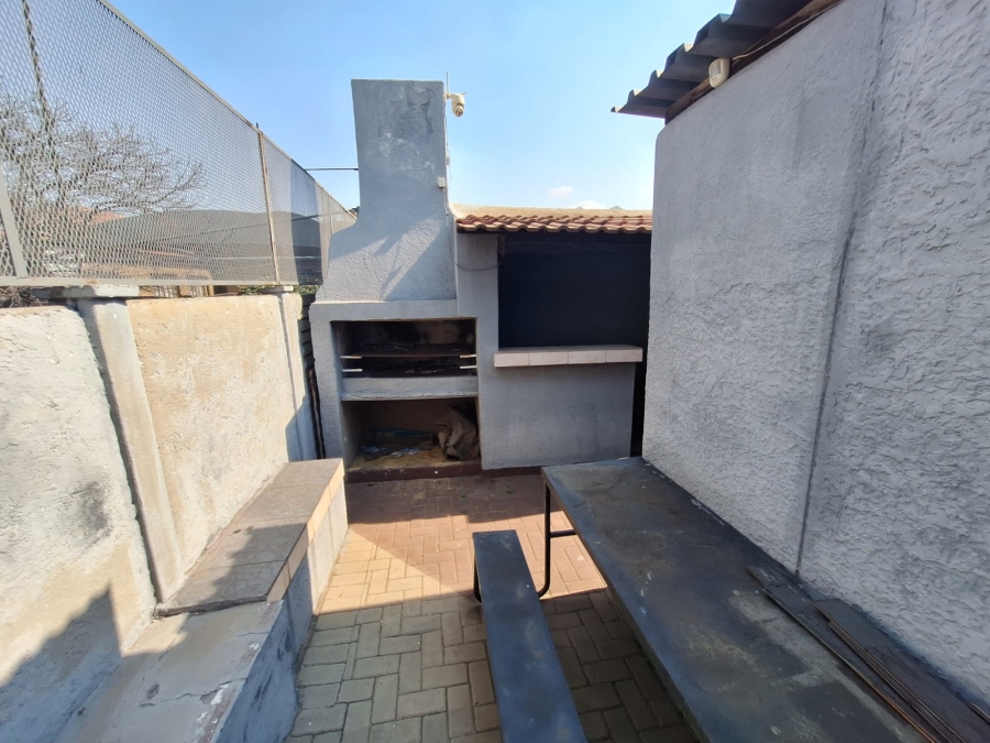 3 Bedroom Property for Sale in Vanderbijlpark SE 6 Gauteng