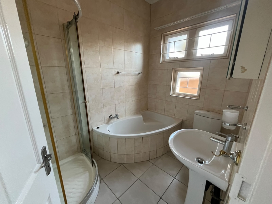 9 Bedroom Property for Sale in Dalview Gauteng