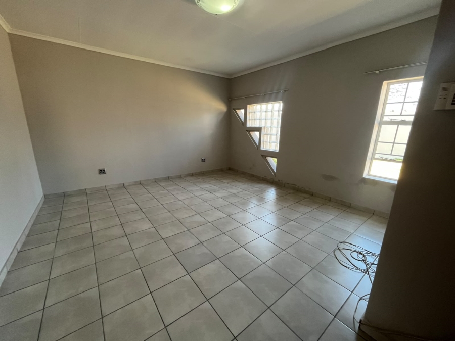 9 Bedroom Property for Sale in Dalview Gauteng