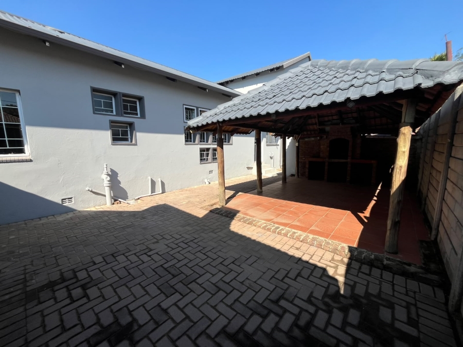 9 Bedroom Property for Sale in Dalview Gauteng