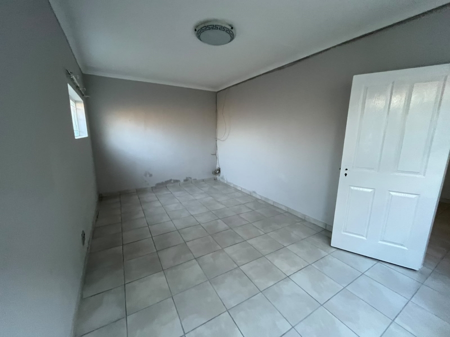 9 Bedroom Property for Sale in Dalview Gauteng