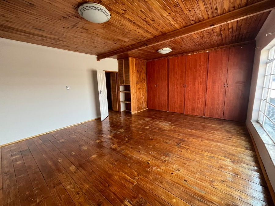 9 Bedroom Property for Sale in Dalview Gauteng