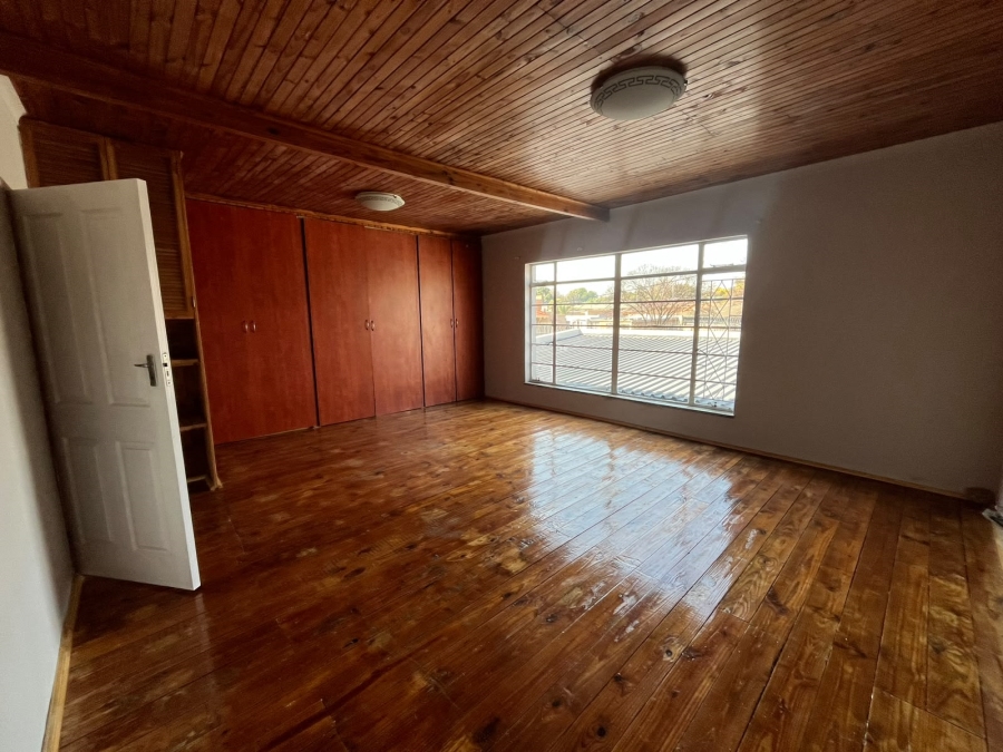 9 Bedroom Property for Sale in Dalview Gauteng
