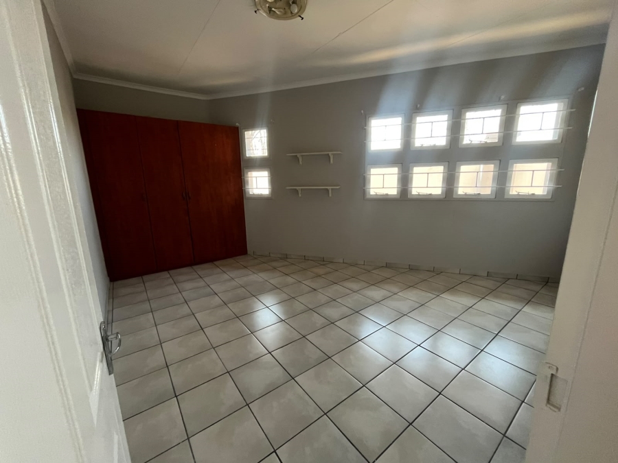 9 Bedroom Property for Sale in Dalview Gauteng