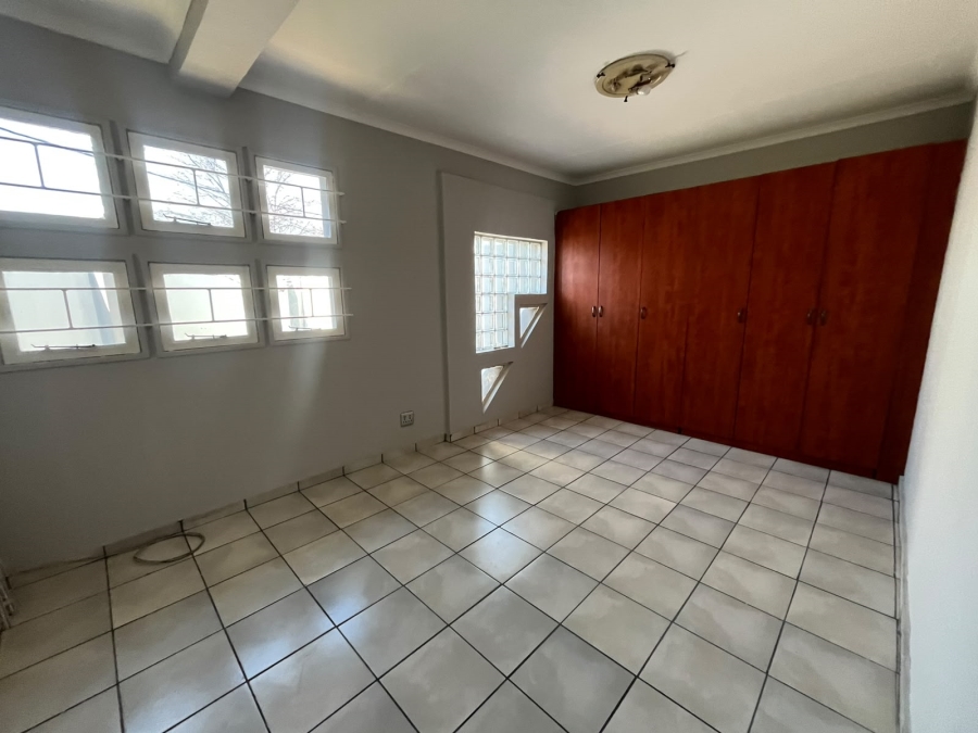 9 Bedroom Property for Sale in Dalview Gauteng
