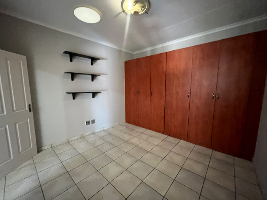 9 Bedroom Property for Sale in Dalview Gauteng