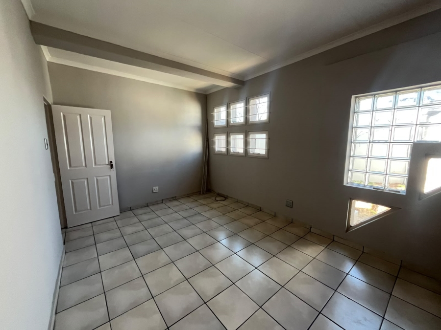 9 Bedroom Property for Sale in Dalview Gauteng