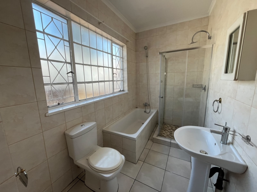9 Bedroom Property for Sale in Dalview Gauteng