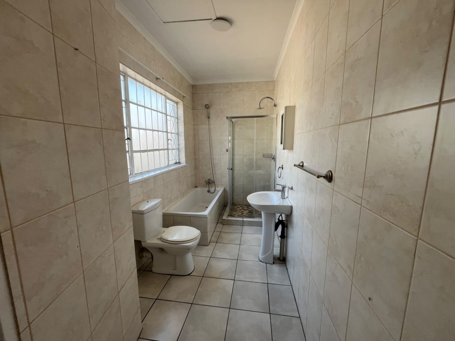 9 Bedroom Property for Sale in Dalview Gauteng
