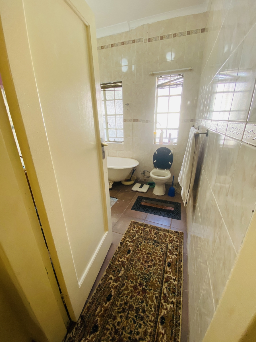 3 Bedroom Property for Sale in Wychwood Gauteng