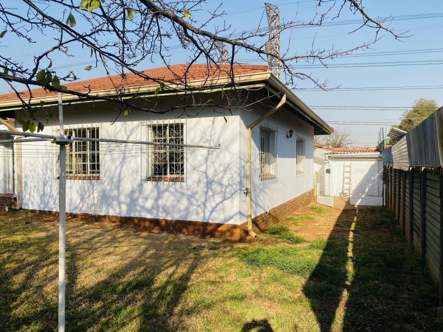 3 Bedroom Property for Sale in Wychwood Gauteng