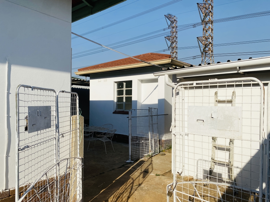 3 Bedroom Property for Sale in Wychwood Gauteng