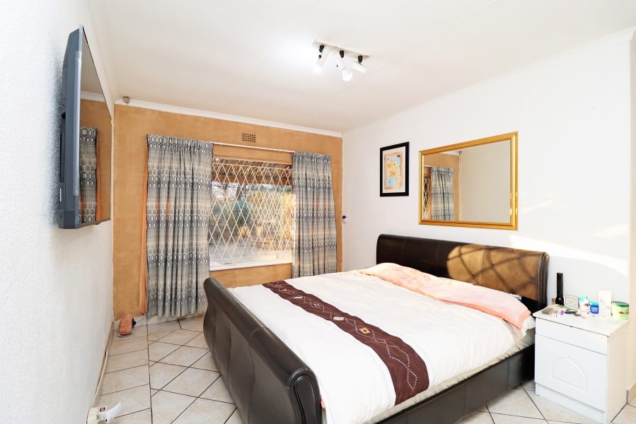 3 Bedroom Property for Sale in Vorna Valley Gauteng