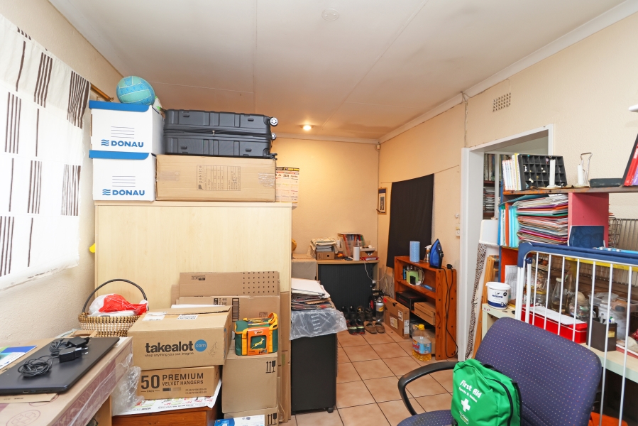 3 Bedroom Property for Sale in Vorna Valley Gauteng