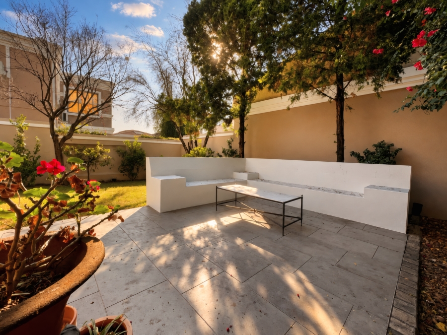3 Bedroom Property for Sale in Lonehill Gauteng