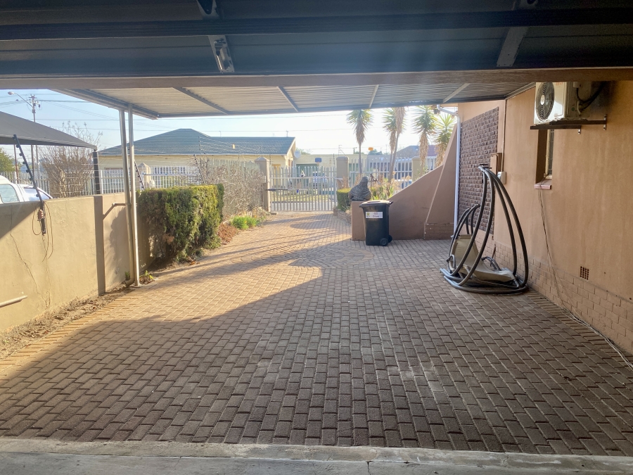 3 Bedroom Property for Sale in Primrose Gauteng