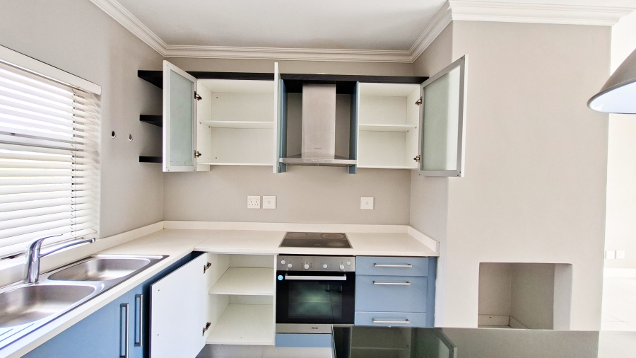 2 Bedroom Property for Sale in Wendywood Gauteng
