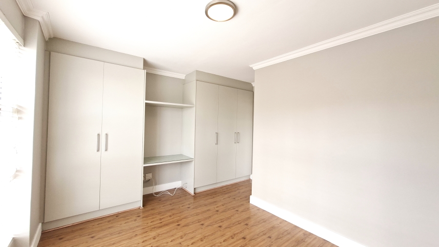 2 Bedroom Property for Sale in Wendywood Gauteng