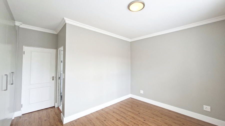 2 Bedroom Property for Sale in Wendywood Gauteng