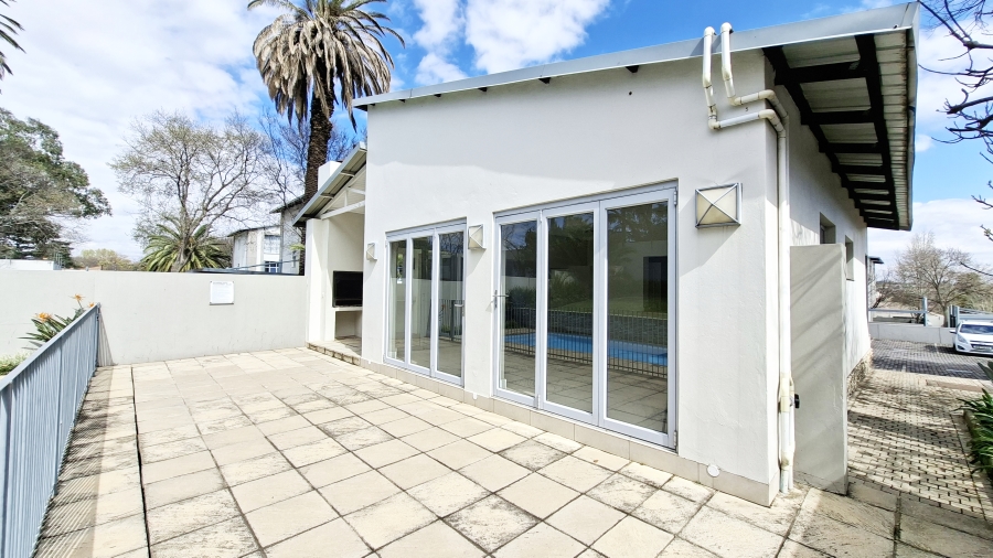 2 Bedroom Property for Sale in Wendywood Gauteng