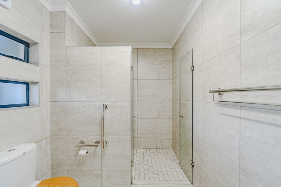 2 Bedroom Property for Sale in Waterkloof Marina Retirement Estate Gauteng