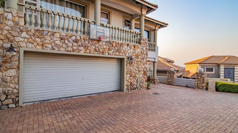 3 Bedroom Property for Sale in Allens Nek Gauteng