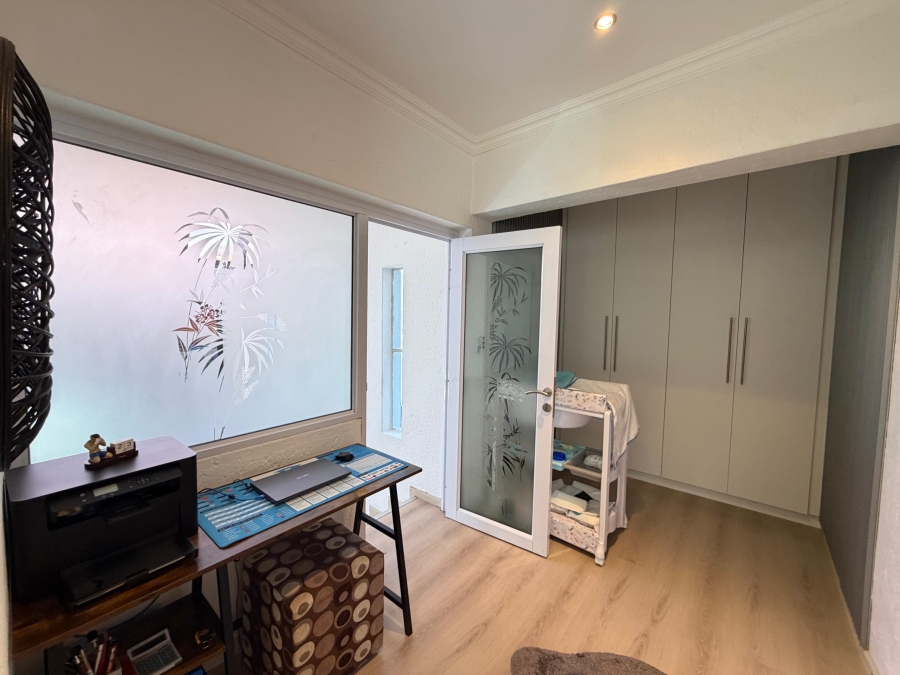 4 Bedroom Property for Sale in Suideroord Gauteng