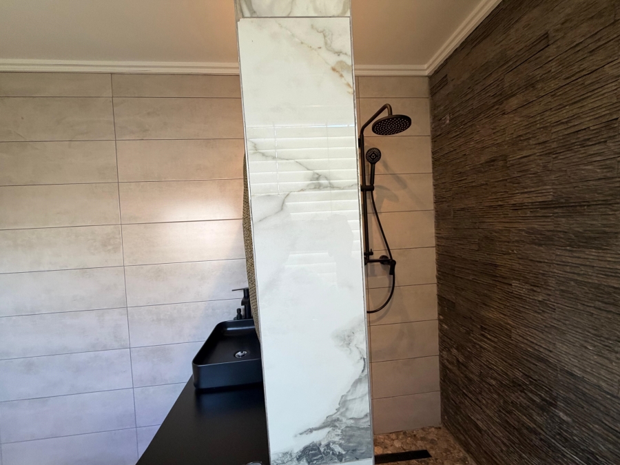 4 Bedroom Property for Sale in Suideroord Gauteng
