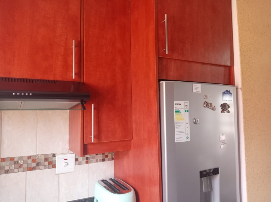 2 Bedroom Property for Sale in Bram Fischerville Gauteng