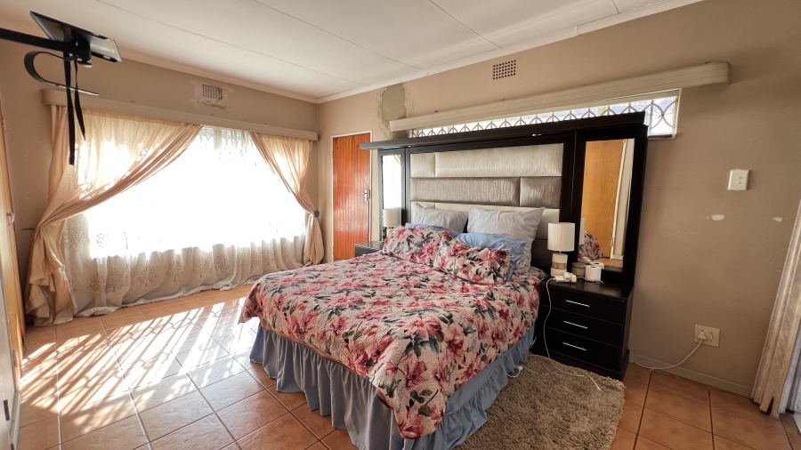 3 Bedroom Property for Sale in Mindalore Gauteng