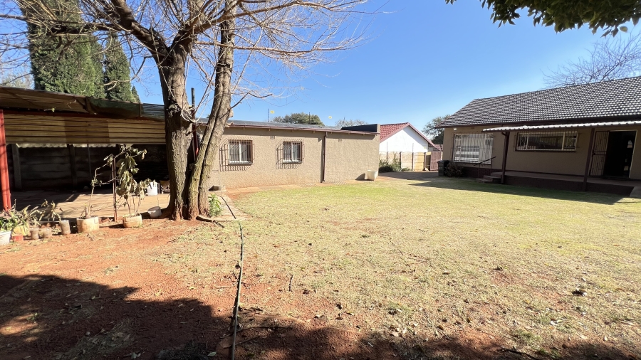 3 Bedroom Property for Sale in Mindalore Gauteng