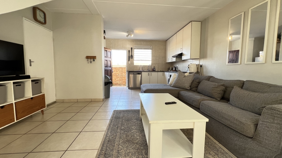 3 Bedroom Property for Sale in Wilgeheuwel Gauteng