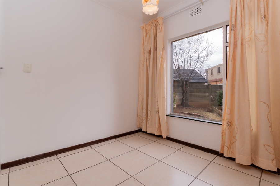 3 Bedroom Property for Sale in Groeneweide Gauteng