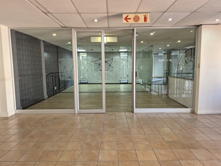 To Let Commercial Property for Rent in Hyde Park Gauteng