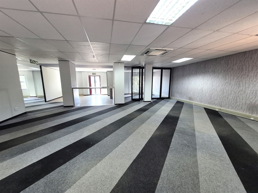 To Let Commercial Property for Rent in Hyde Park Gauteng