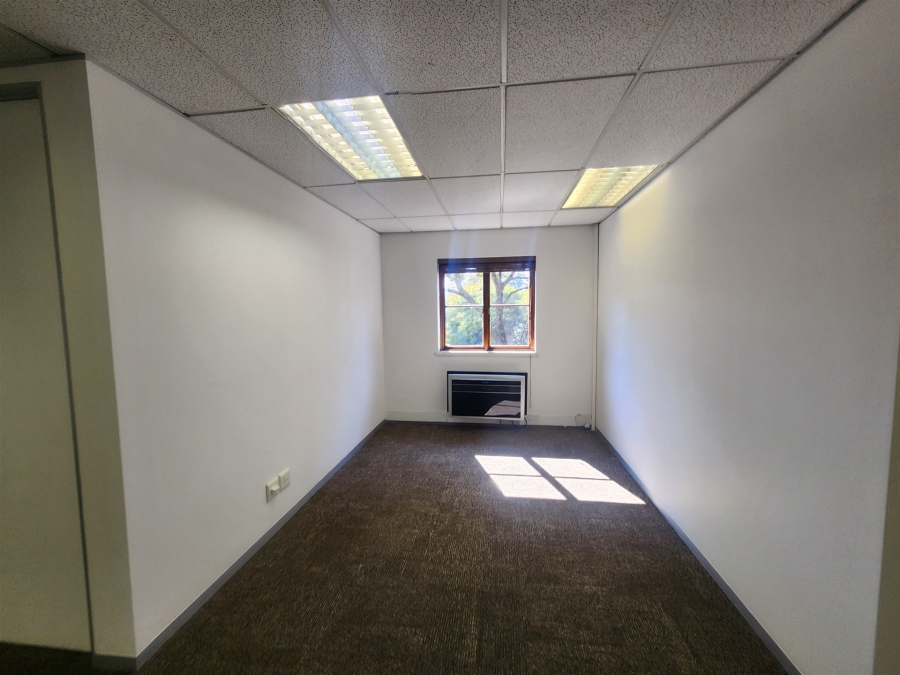 To Let Commercial Property for Rent in Dennehof Gauteng