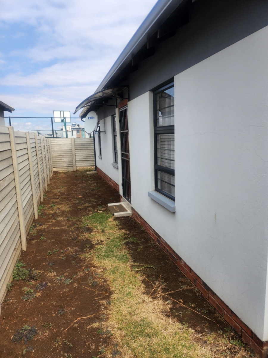 3 Bedroom Property for Sale in Sky City Gauteng