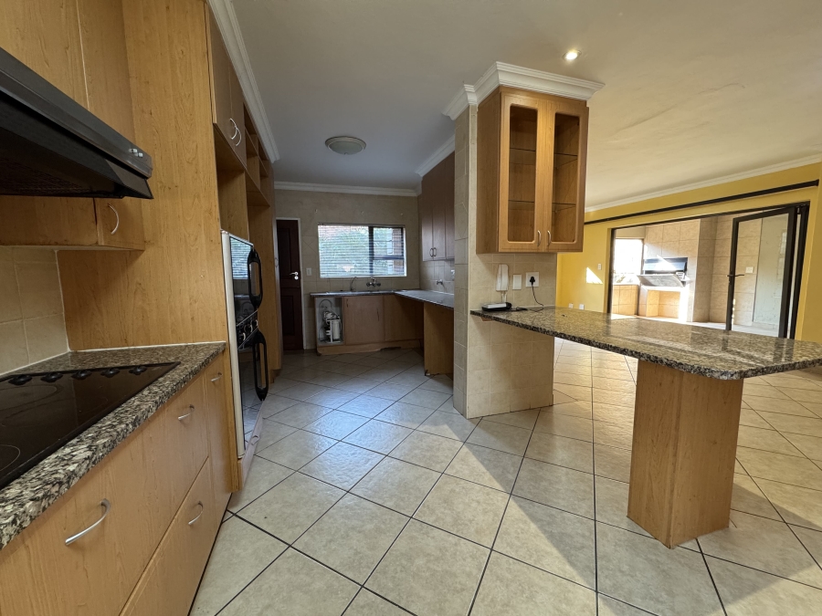 4 Bedroom Property for Sale in The Wilds Gauteng
