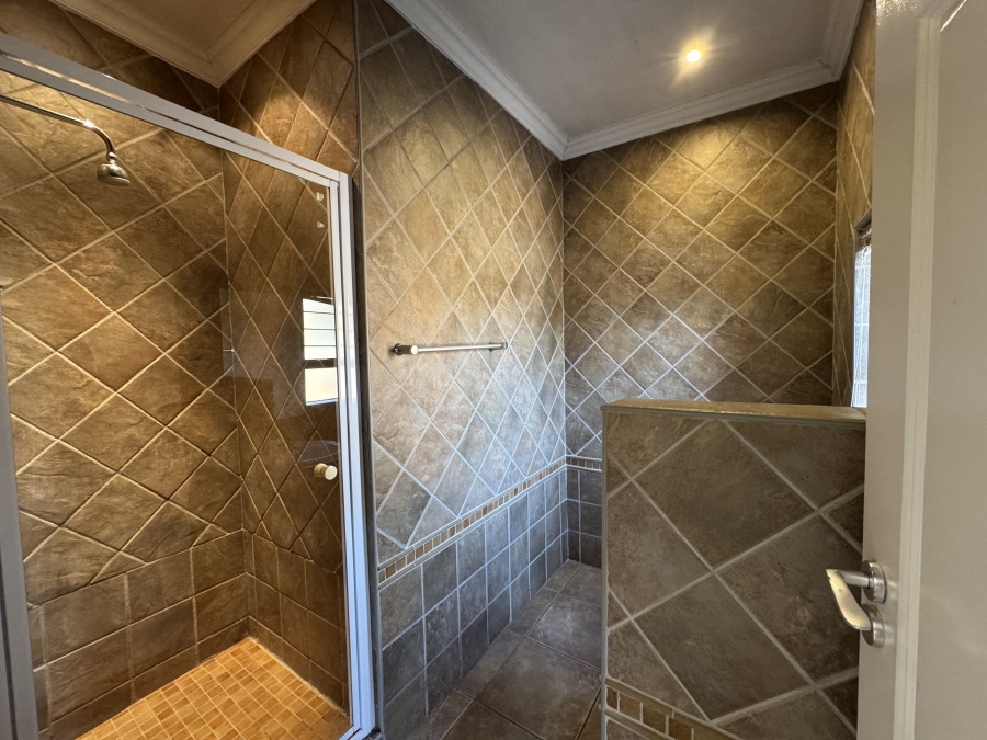 4 Bedroom Property for Sale in The Wilds Gauteng