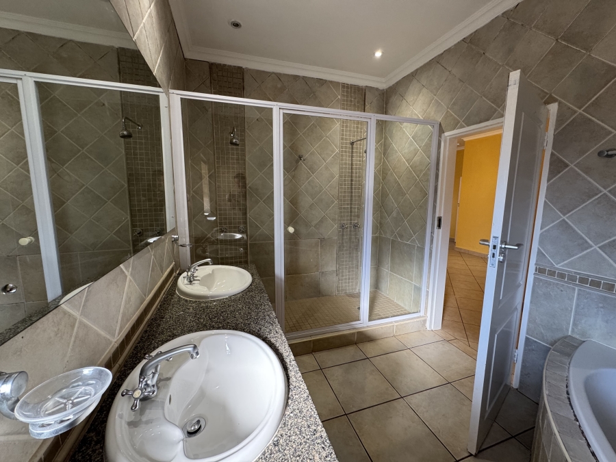 4 Bedroom Property for Sale in The Wilds Gauteng