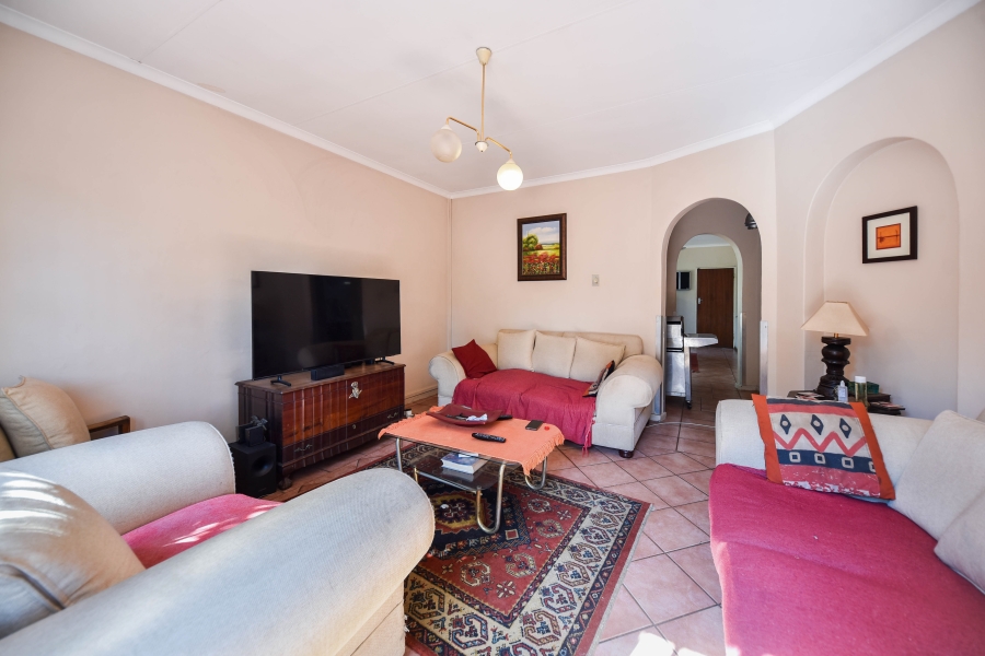 3 Bedroom Property for Sale in Garsfontein Gauteng
