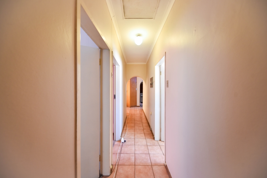 3 Bedroom Property for Sale in Garsfontein Gauteng