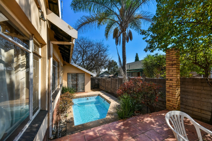 3 Bedroom Property for Sale in Garsfontein Gauteng